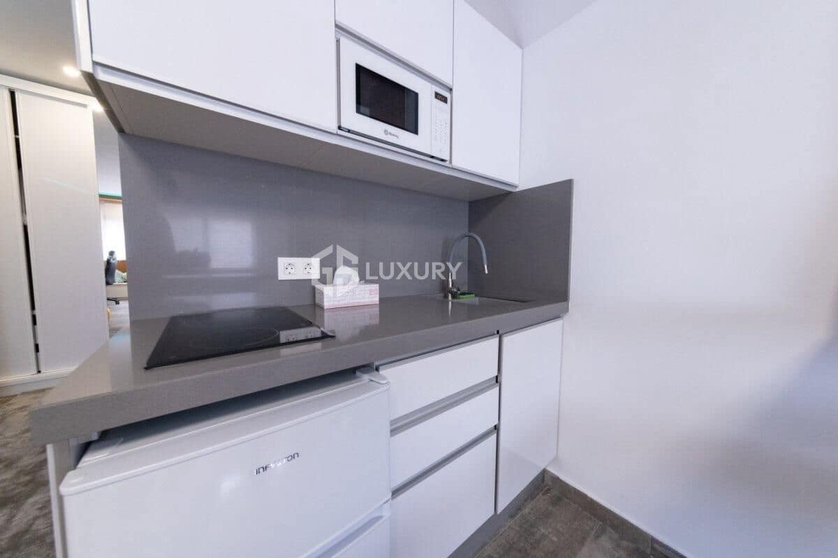 10 soveværelse Villa til salg i Costa Adeje med swimmingpool garage - € 2.500.000 (Ref: 9163986)