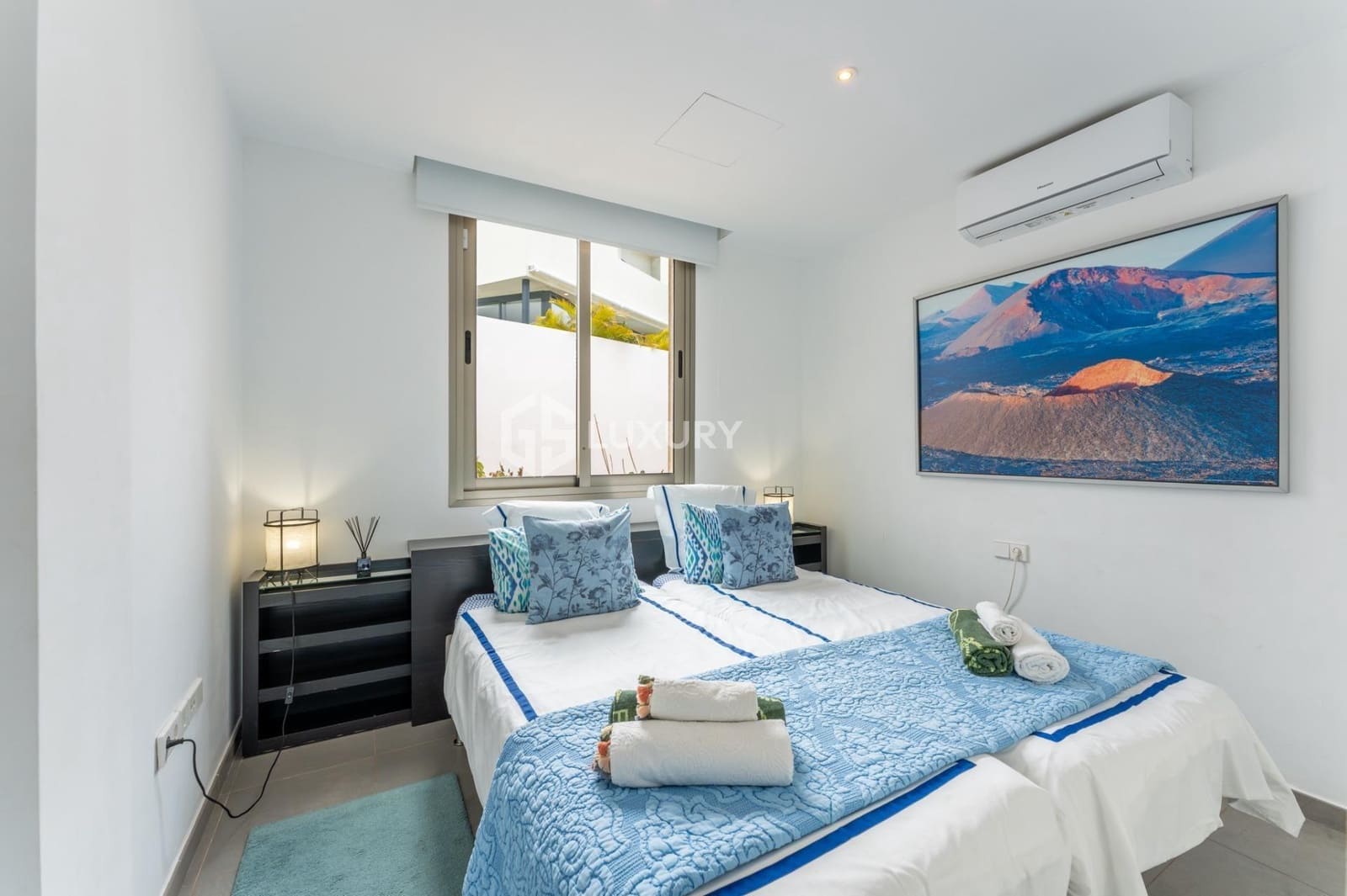 3 sypialnia Willa na sprzedaż w La Caleta Adeje z basenem garażem - 1 690 000 € (Ref: 9163987)