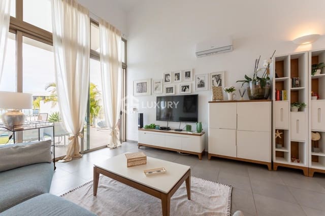 3 slaapkamer Villa te koop in La Caleta Adeje, Adeje met zwembad garage - € 1.690.000 (Ref: 9163987)