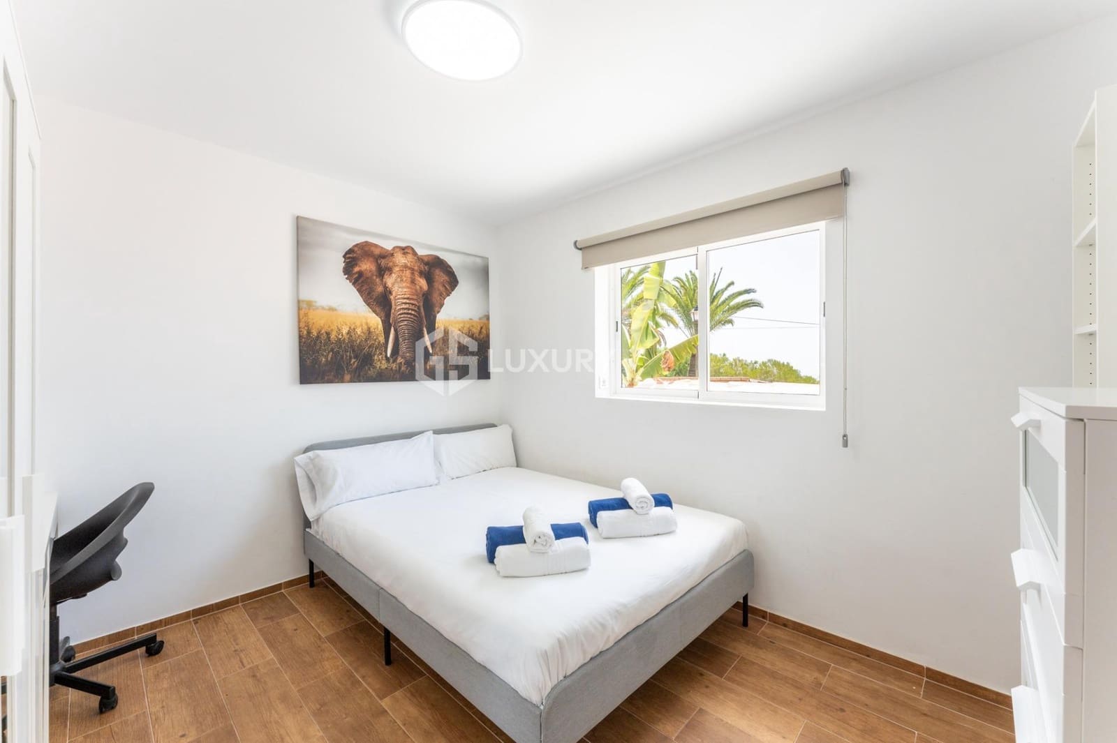 5 soveværelse Villa til salg i Valle de San Lorenzo med swimmingpool garage - € 995.000 (Ref: 9163989)