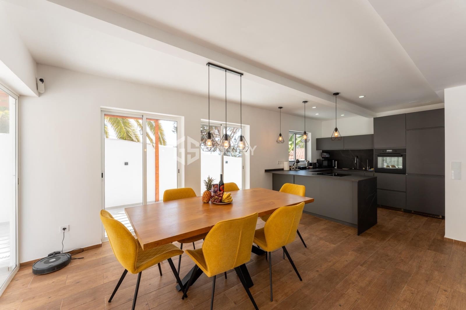 5 soveværelse Villa til salg i Valle de San Lorenzo med swimmingpool garage - € 995.000 (Ref: 9163989)