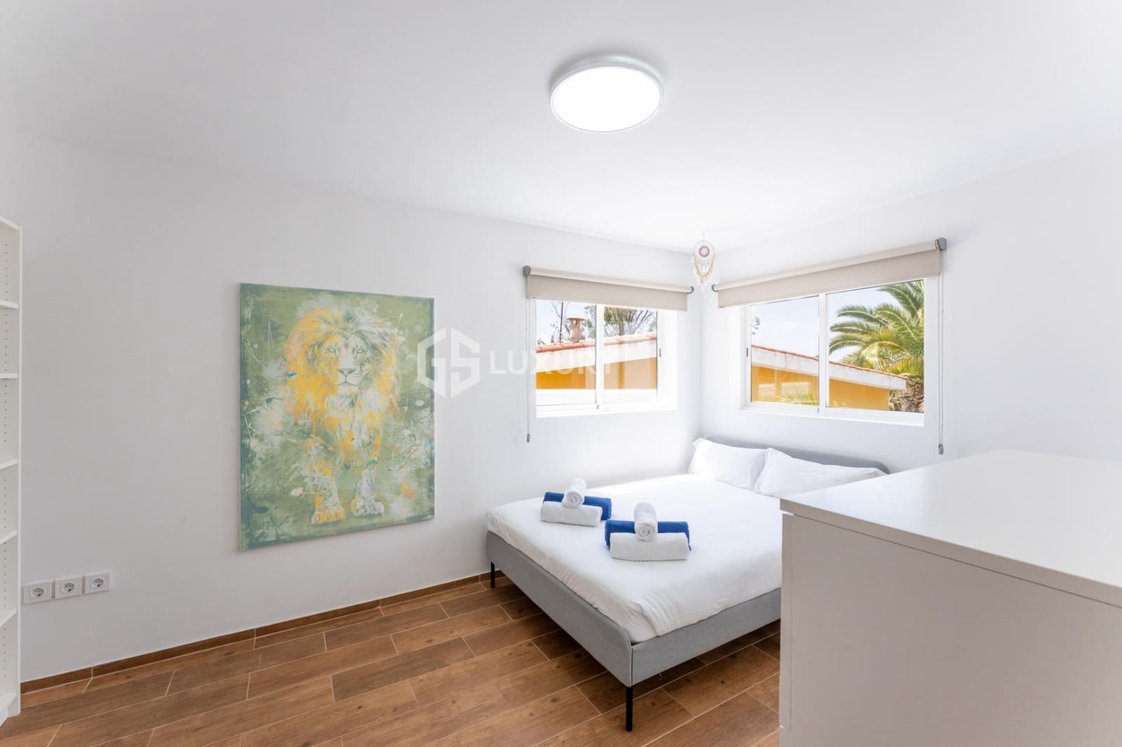 5 bedroom Villa for sale in Valle de San Lorenzo with pool garage - € 995,000 (Ref: 9163989)