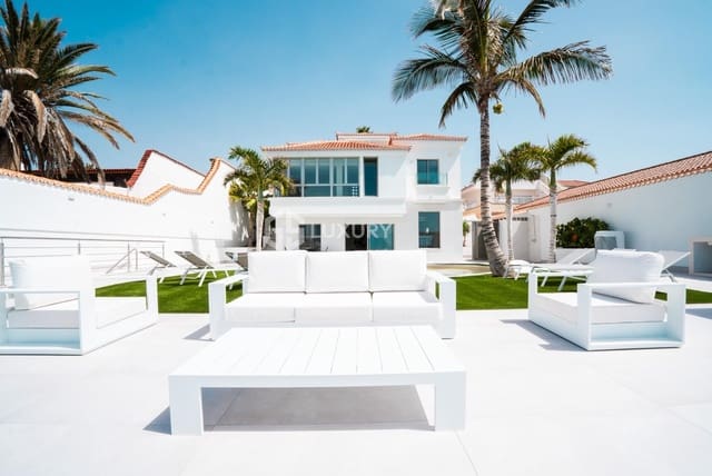 6 soveværelse Villa til salg i Puerto Santiago, Santiago del Teide med swimmingpool garage - € 5.000.000 (Ref: 9171743)