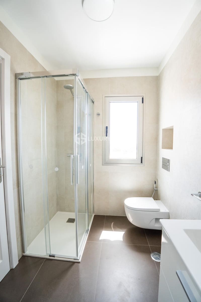 6 soveværelse Villa til salg i Puerto Santiago med swimmingpool garage - € 5.000.000 (Ref: 9171743)