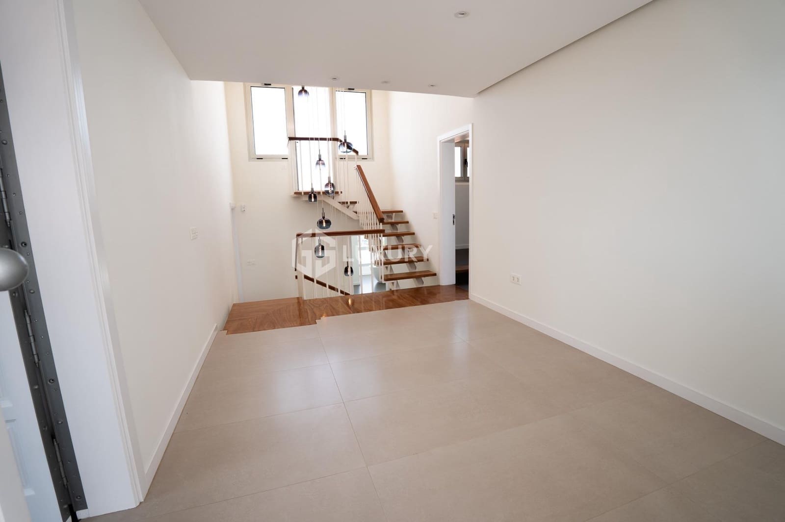 6 soveværelse Villa til salg i Puerto Santiago med swimmingpool garage - € 5.000.000 (Ref: 9171743)