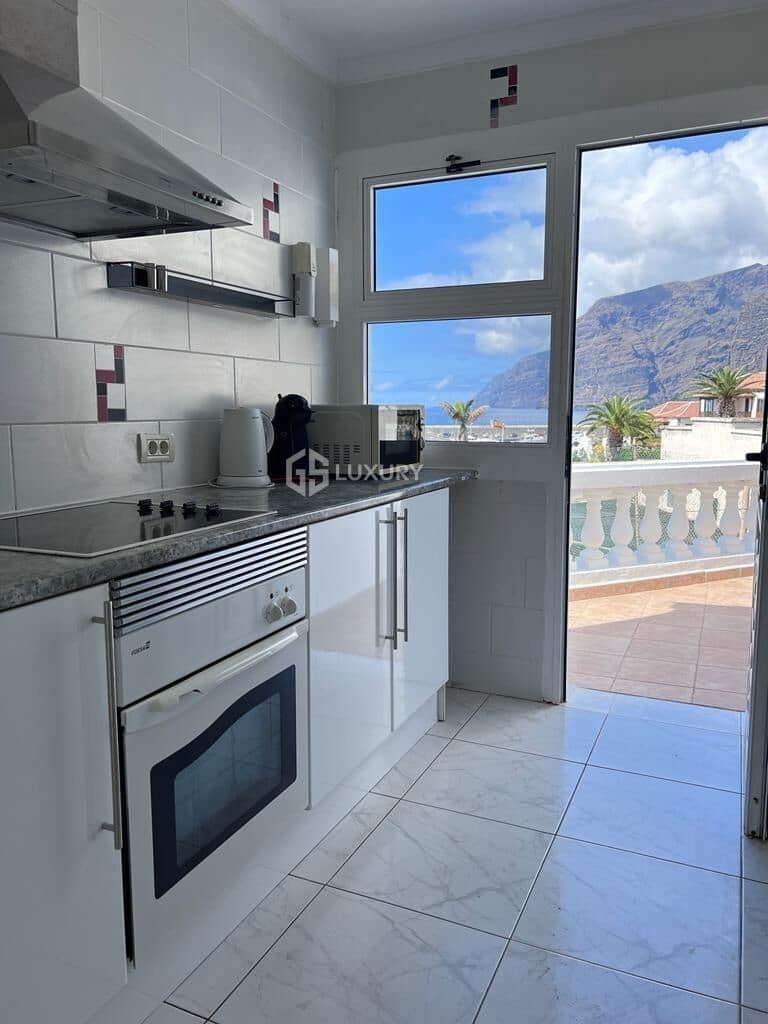 3 camera da letto Villa in vendita in Los Gigantes con piscina garage - 800.000 € (Rif: 9174907)