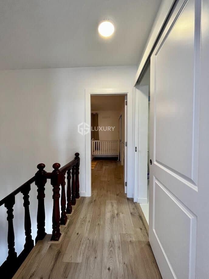 3 soverom Rekkehus til salgs i Arona med svømmebasseng garasje - € 720 000 (Ref: 9177347)