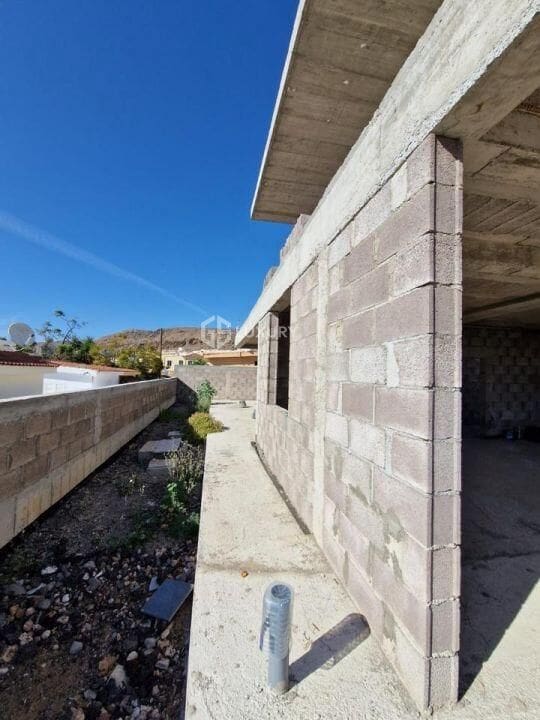 4 soveværelse Villa til salg i Palm-Mar med swimmingpool garage - € 1.750.000 (Ref: 9177348)