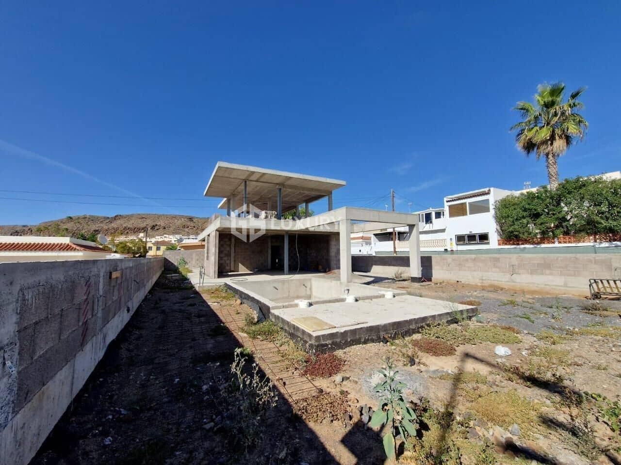 4 soveværelse Villa til salg i Palm-Mar med swimmingpool garage - € 1.750.000 (Ref: 9177348)