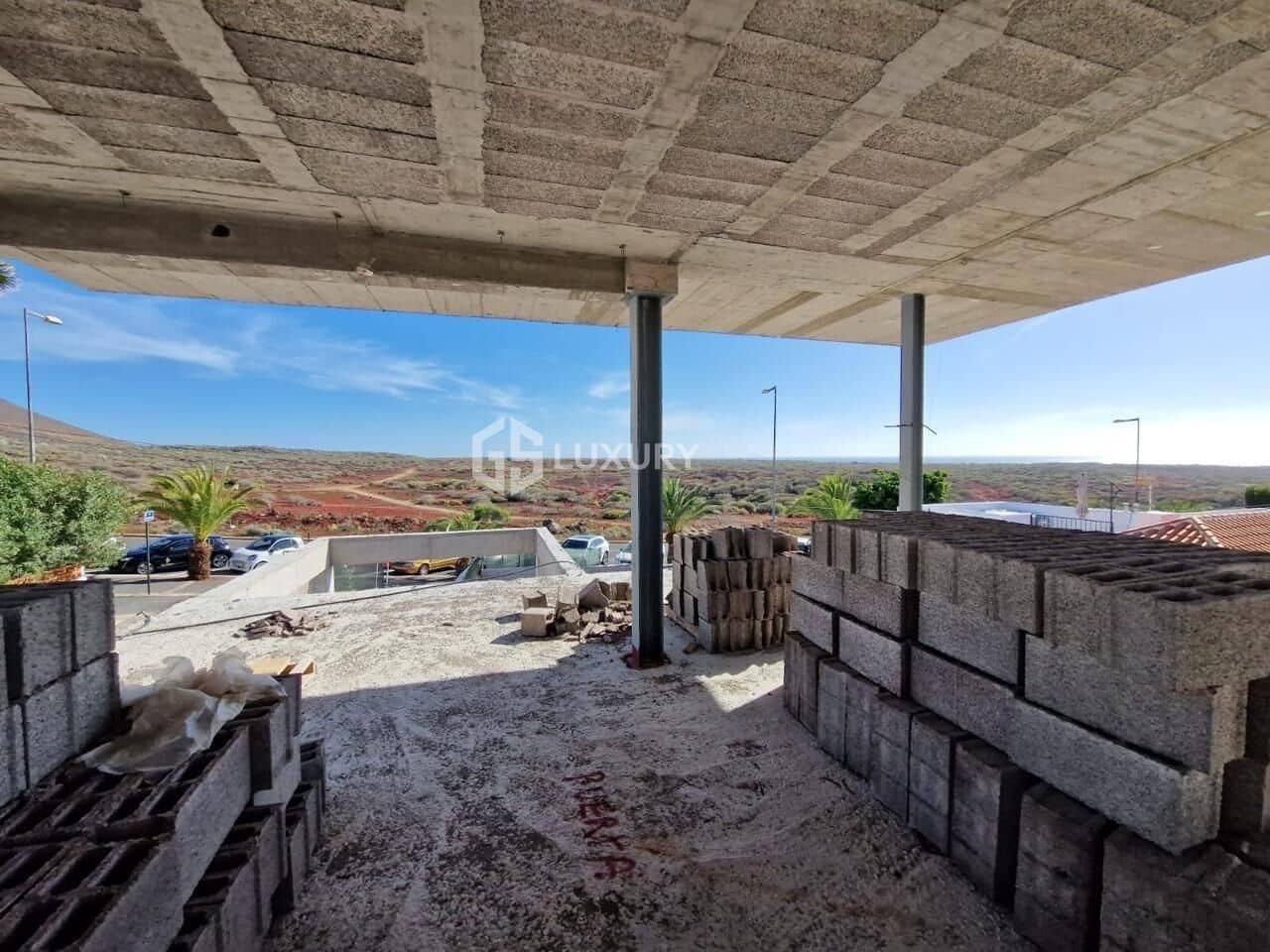 4 soveværelse Villa til salg i Palm-Mar med swimmingpool garage - € 1.750.000 (Ref: 9177348)