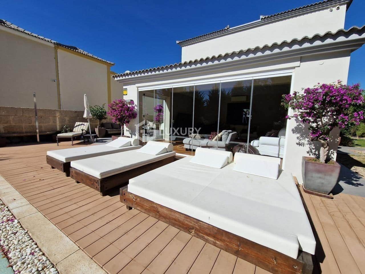 4 soveværelse Villa til salg i El Madronal med swimmingpool garage - € 1.499.000 (Ref: 9188658)