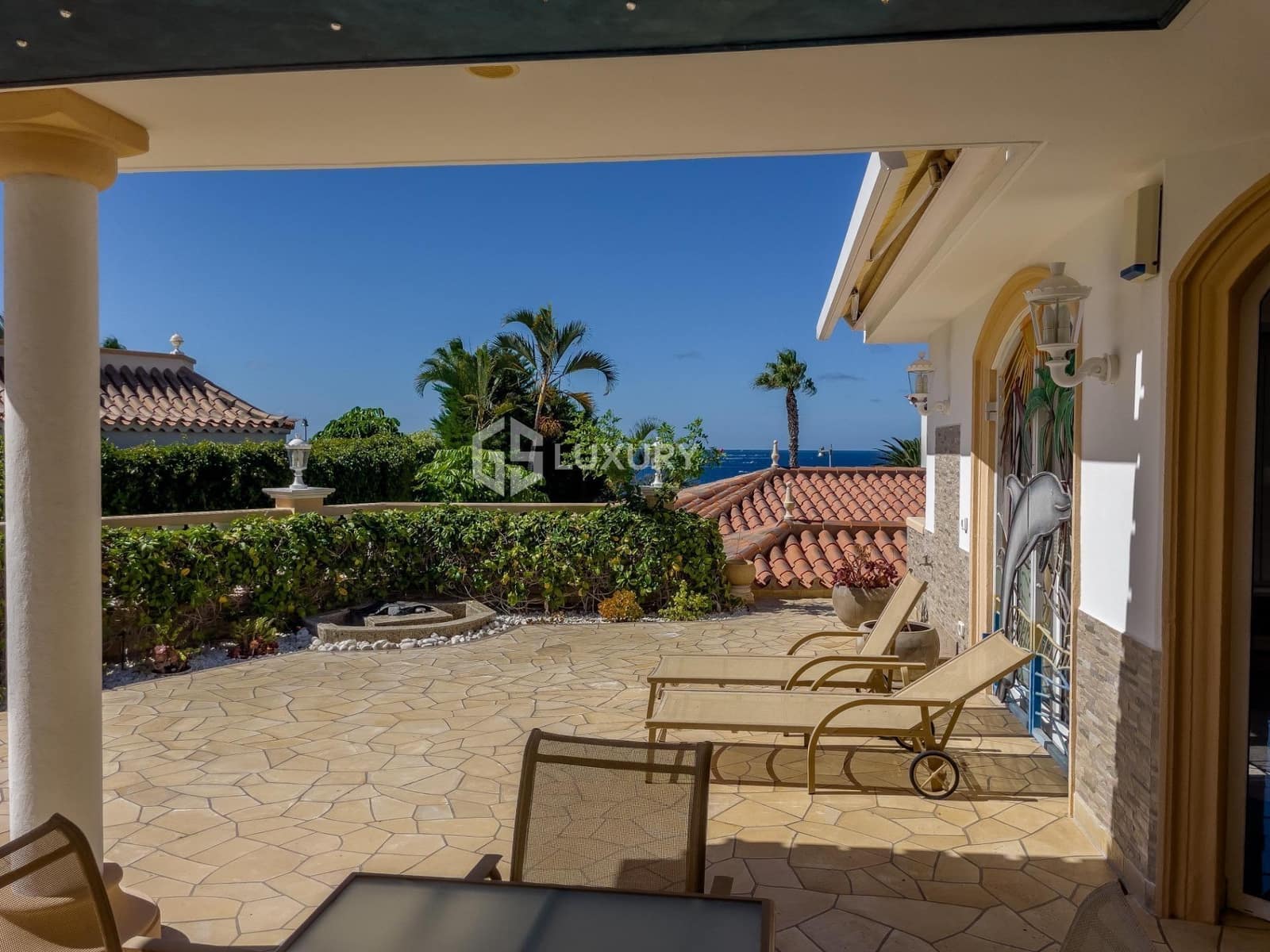 3 soveværelse Villa til salg i Playa del Duque med swimmingpool garage - € 2.950.000 (Ref: 9188659)