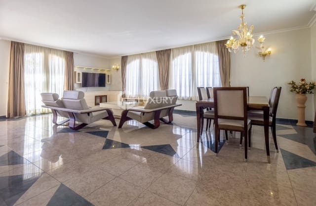 3 soveværelse Villa til salg i Playa del Duque, Adeje med swimmingpool garage - € 2.950.000 (Ref: 9188659)