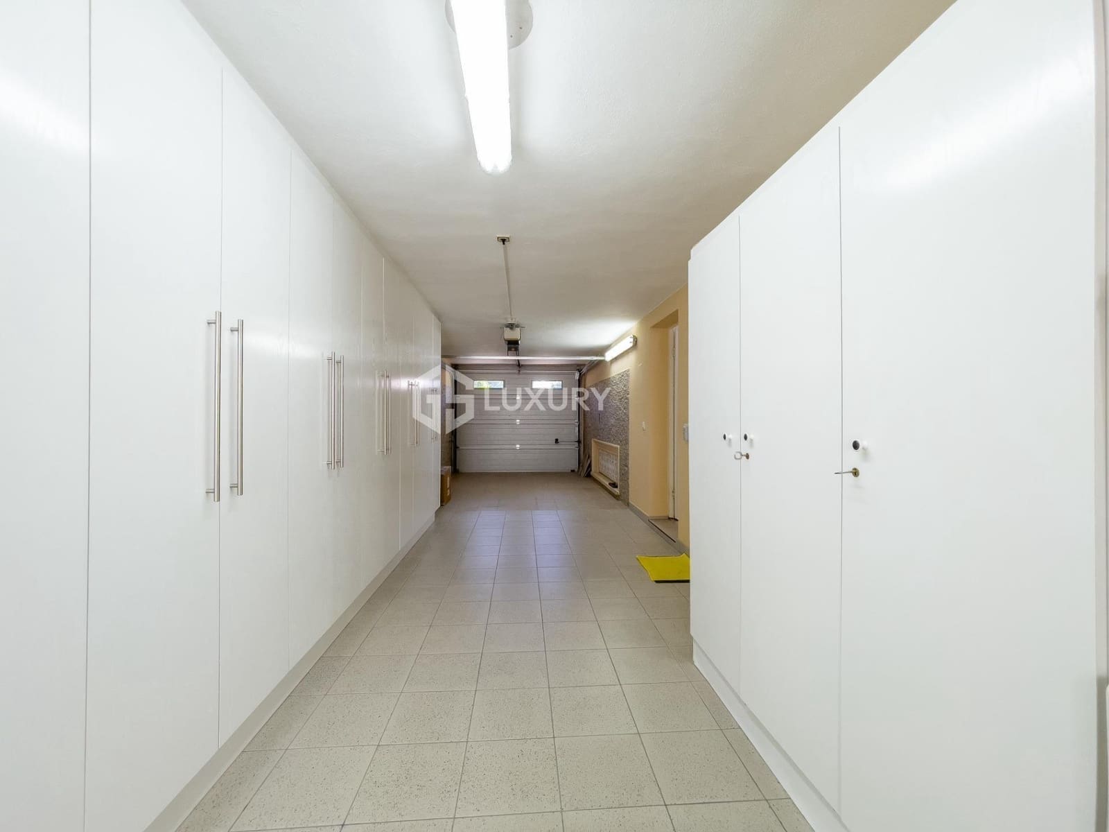 3 soveværelse Villa til salg i Playa del Duque med swimmingpool garage - € 2.950.000 (Ref: 9188659)