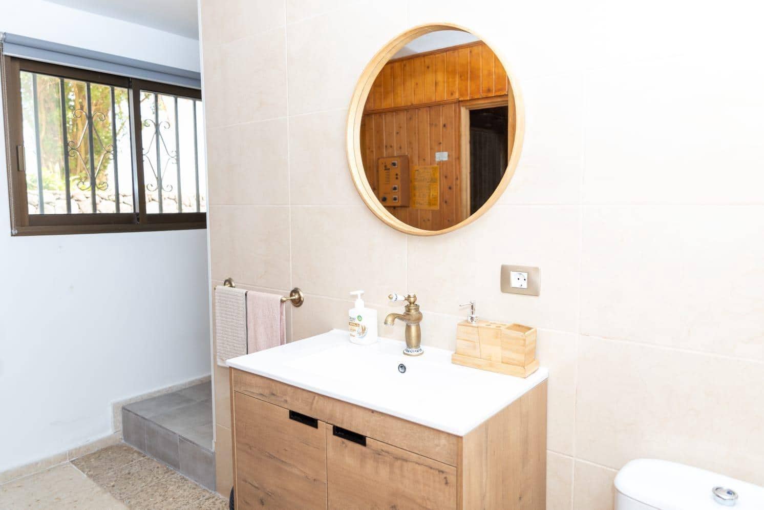 7 soverom Villa til salgs i La Orotava med svømmebasseng garasje - € 1 490 000 (Ref: 9188660)