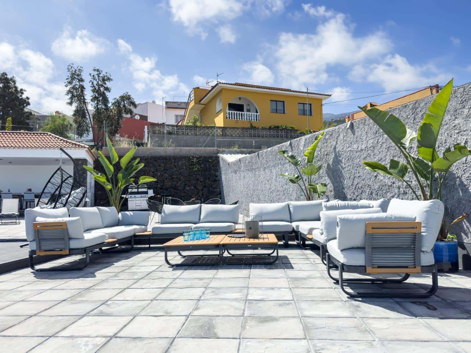 7 soverom Villa til salgs i La Orotava med svømmebasseng garasje - € 1 490 000 (Ref: 9188660)