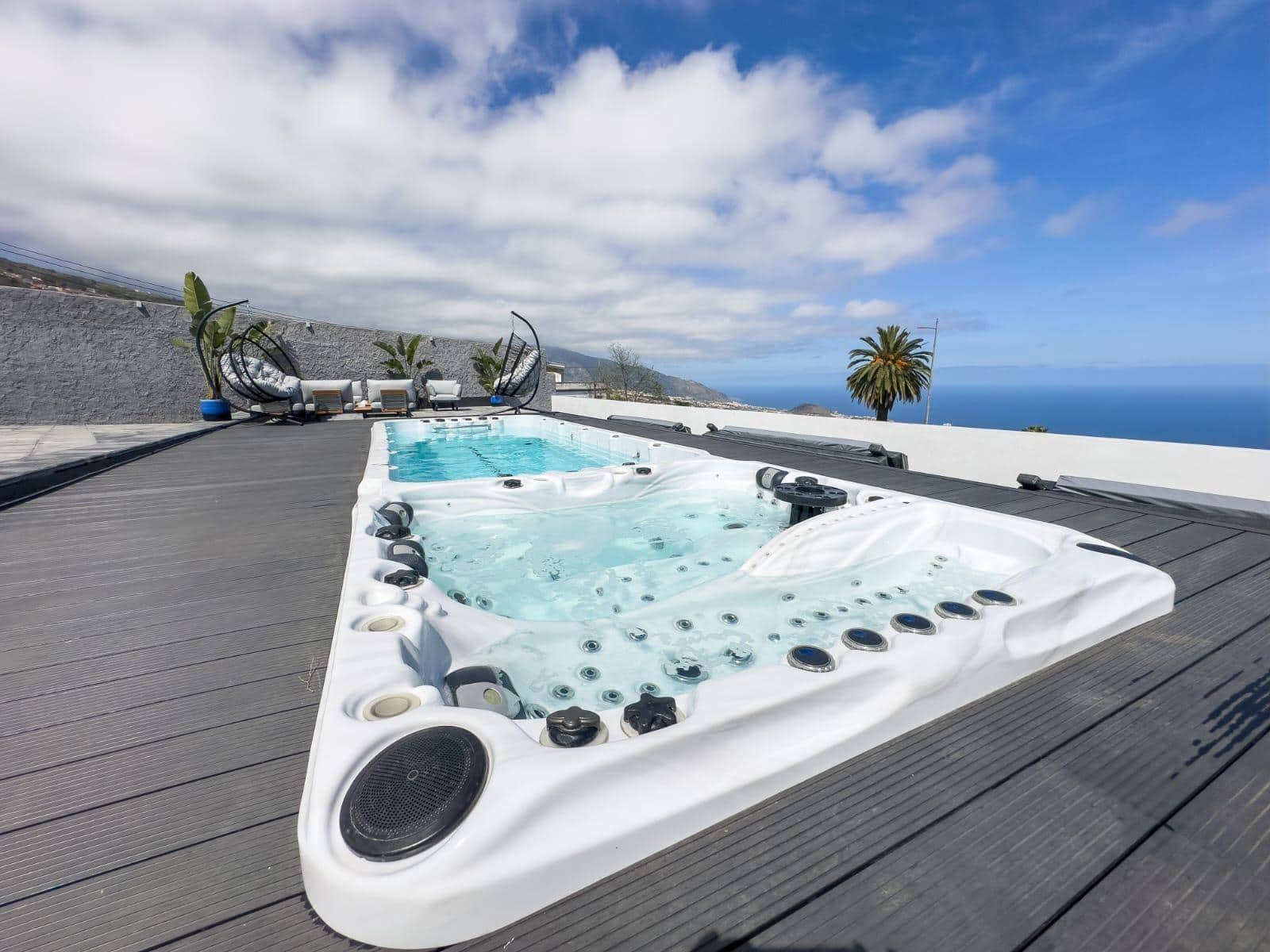 7 soverom Villa til salgs i La Orotava med svømmebasseng garasje - € 1 490 000 (Ref: 9188660)