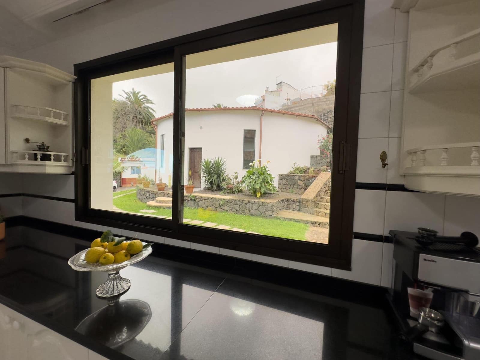 7 soverom Villa til salgs i La Orotava med svømmebasseng garasje - € 1 490 000 (Ref: 9188660)