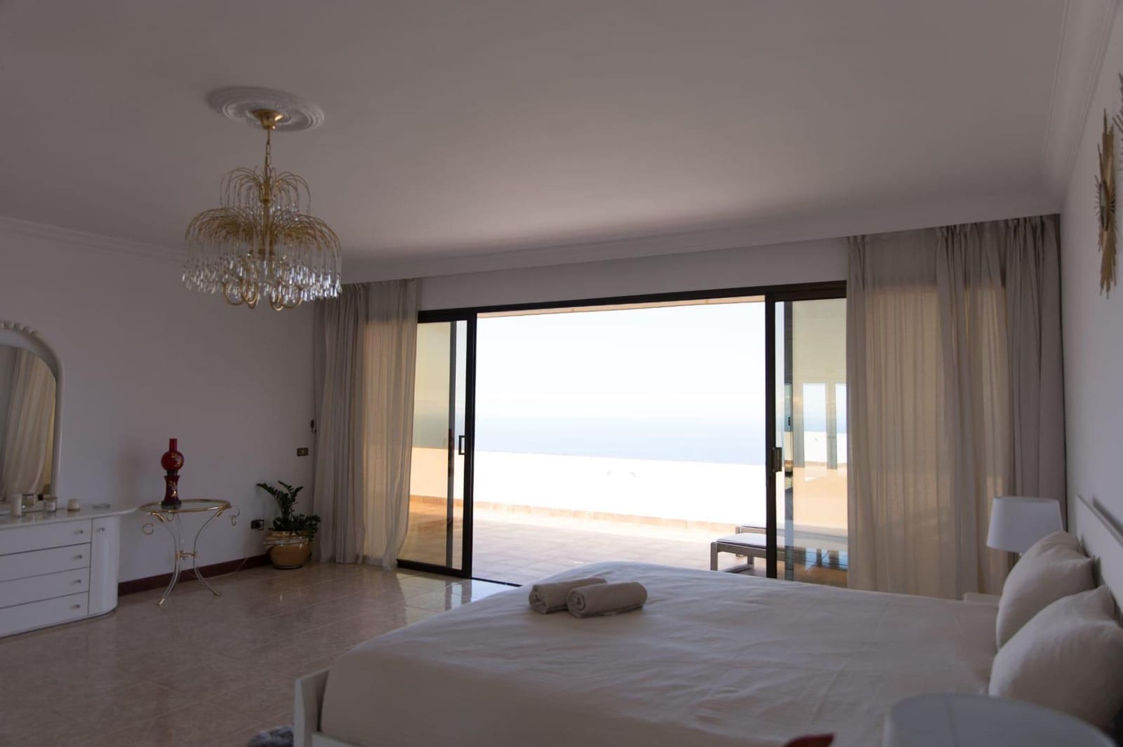 7 soverom Villa til salgs i La Orotava med svømmebasseng garasje - € 1 490 000 (Ref: 9188660)