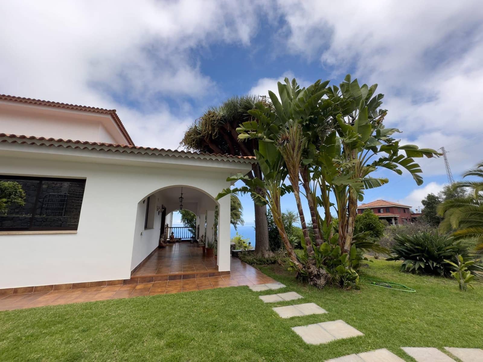 7 soverom Villa til salgs i La Orotava med svømmebasseng garasje - € 1 490 000 (Ref: 9188660)