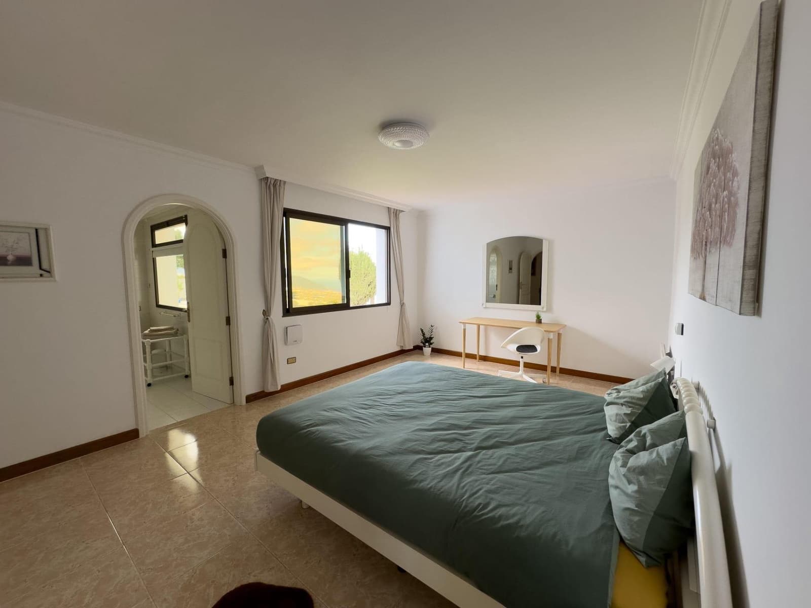 7 soverom Villa til salgs i La Orotava med svømmebasseng garasje - € 1 490 000 (Ref: 9188660)