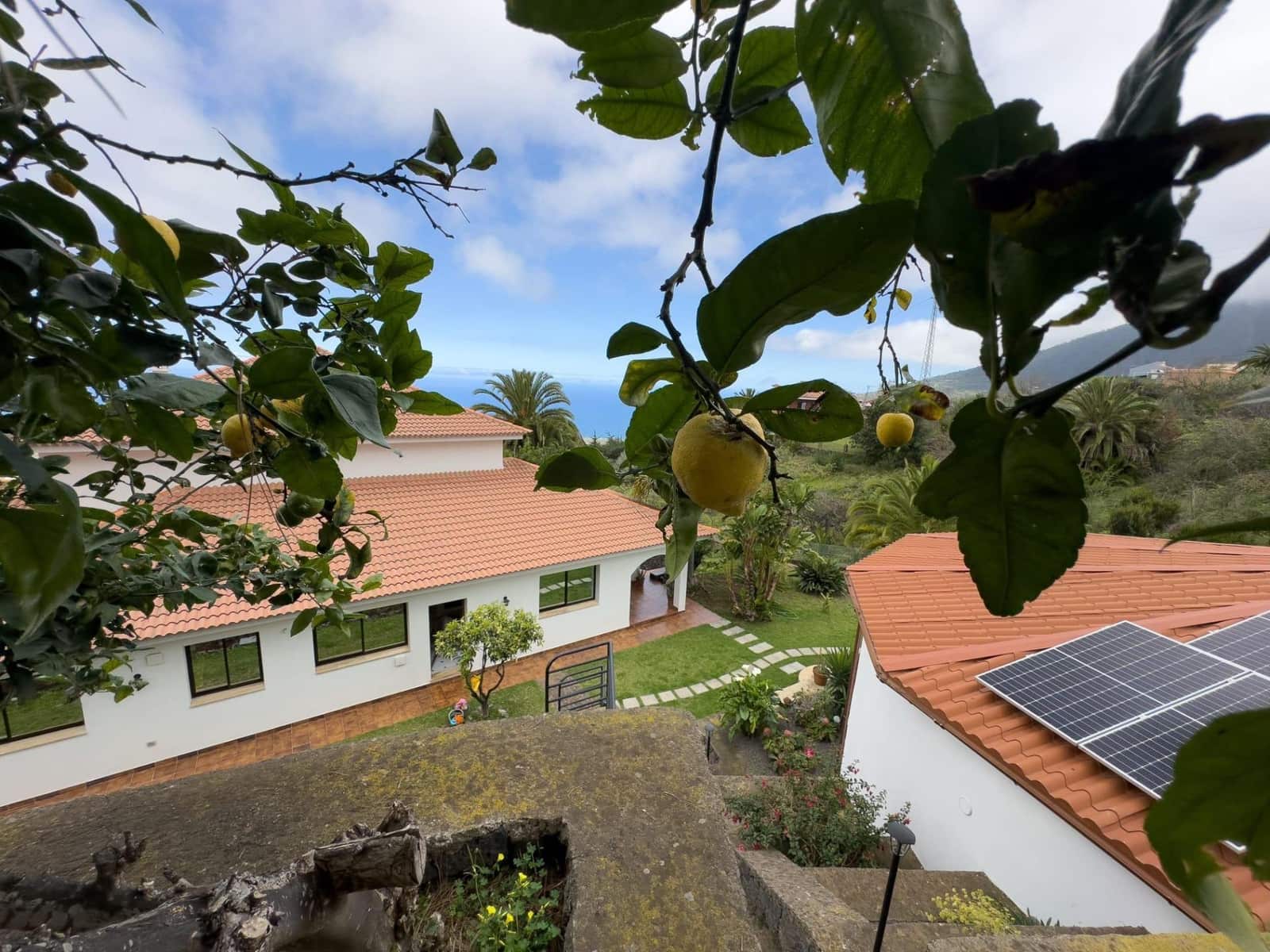 7 soverom Villa til salgs i La Orotava med svømmebasseng garasje - € 1 490 000 (Ref: 9188660)