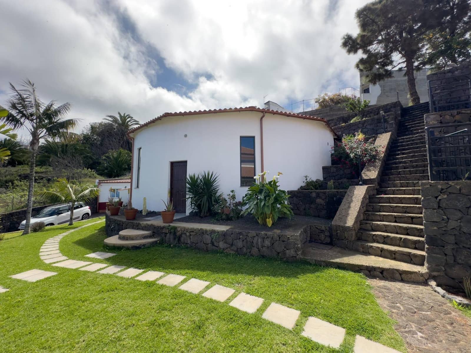 7 soverom Villa til salgs i La Orotava med svømmebasseng garasje - € 1 490 000 (Ref: 9188660)