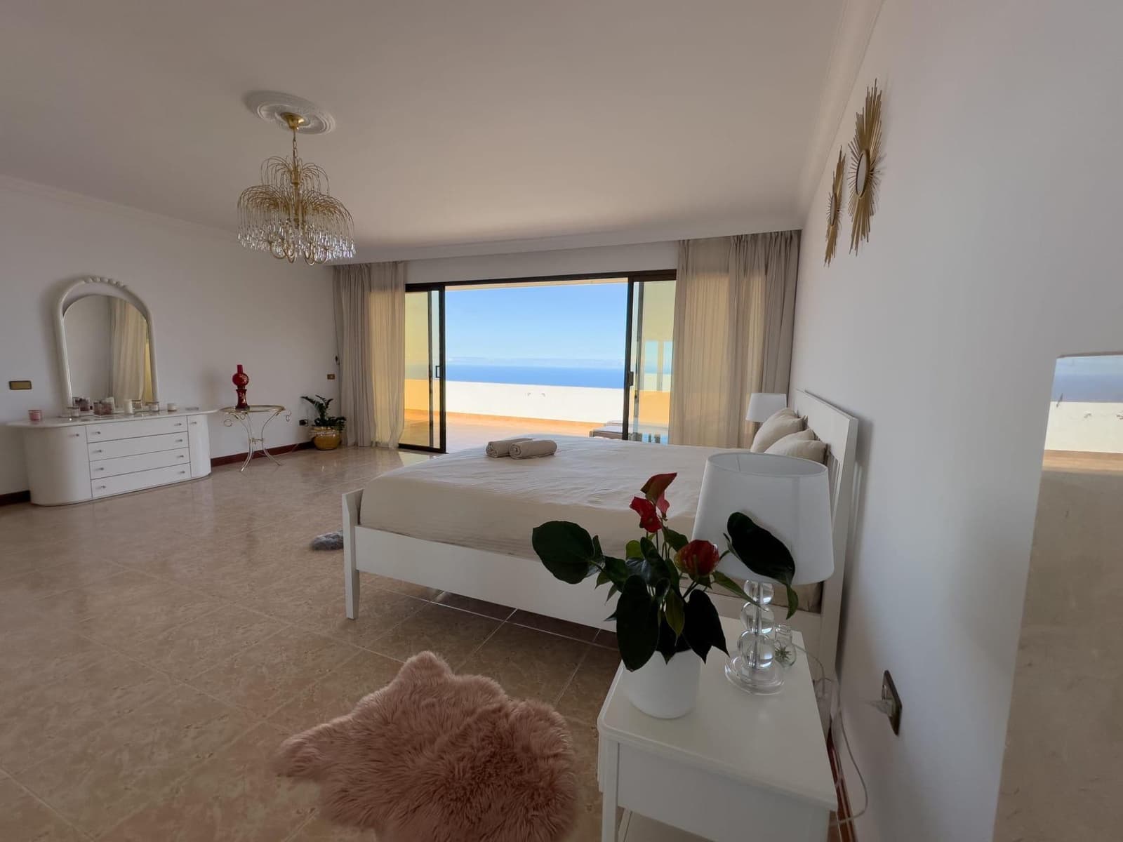 7 soverom Villa til salgs i La Orotava med svømmebasseng garasje - € 1 490 000 (Ref: 9188660)