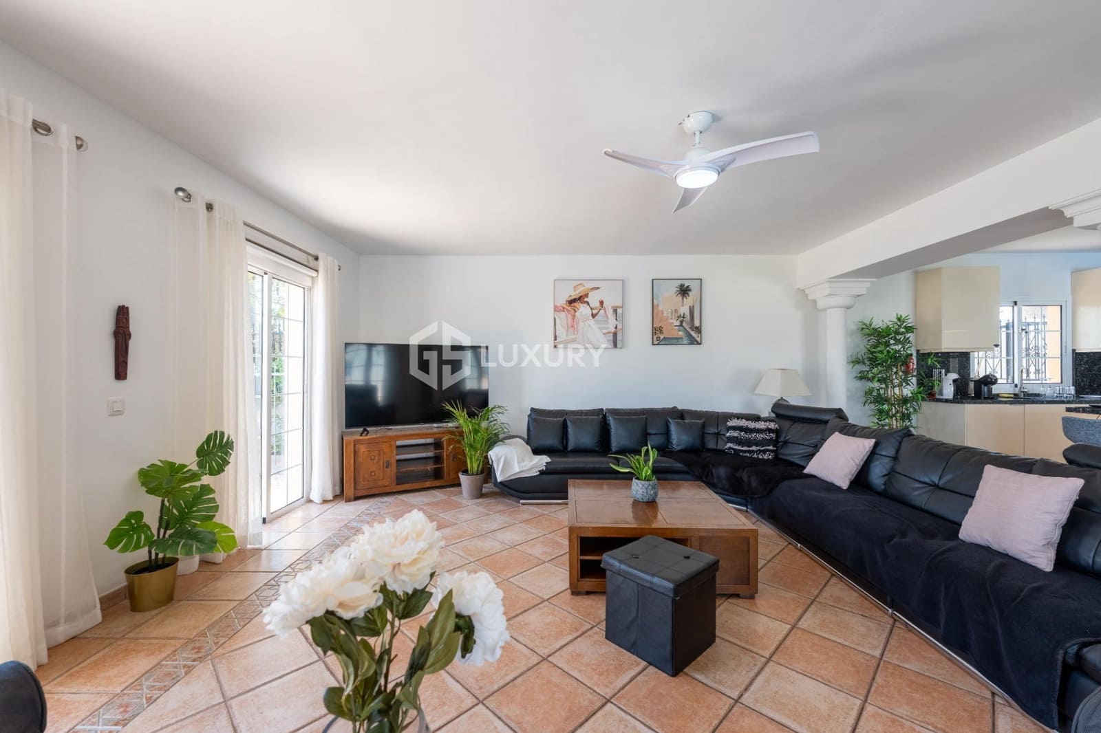 8 chambre Villa/Maison à vendre à San Miguel de Abona avec piscine garage - 1 800 000 € (Ref: 9193981)