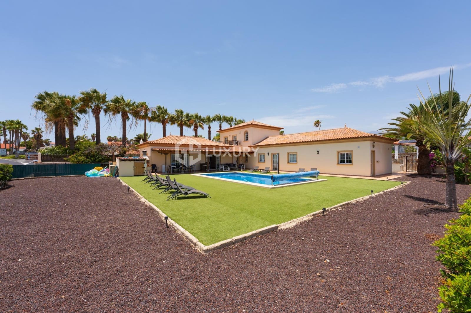 8 chambre Villa/Maison à vendre à San Miguel de Abona avec piscine garage - 1 800 000 € (Ref: 9193981)