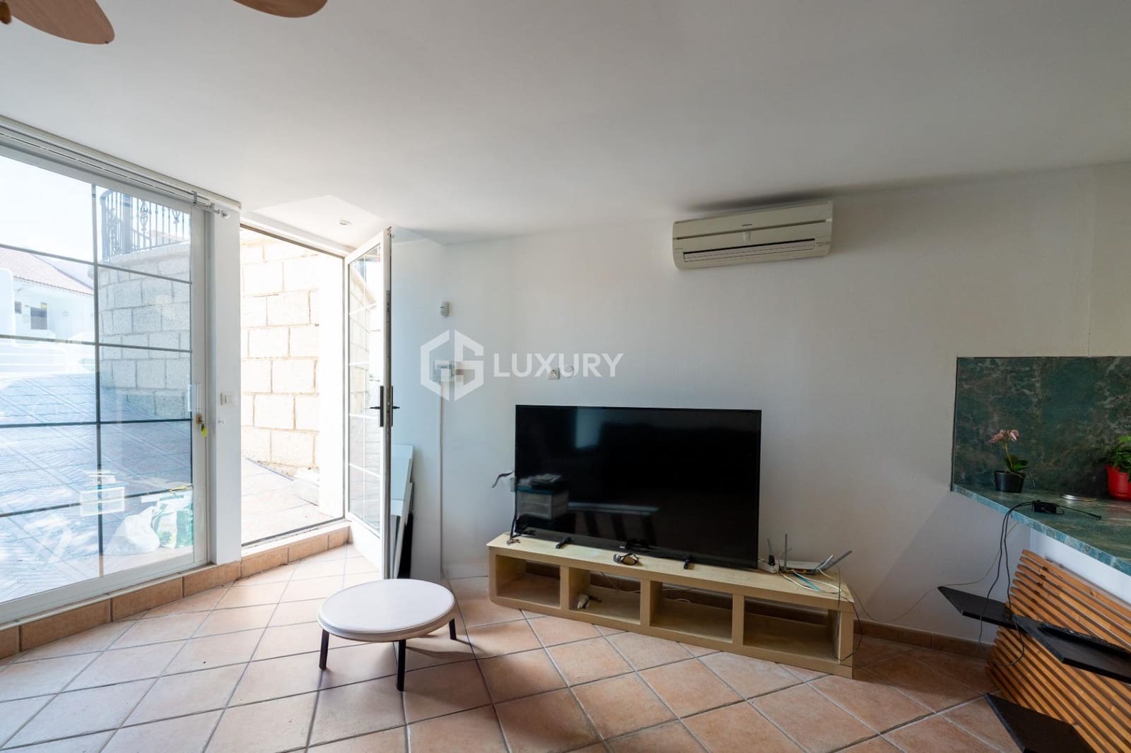 8 chambre Villa/Maison à vendre à San Miguel de Abona avec piscine garage - 1 800 000 € (Ref: 9193981)