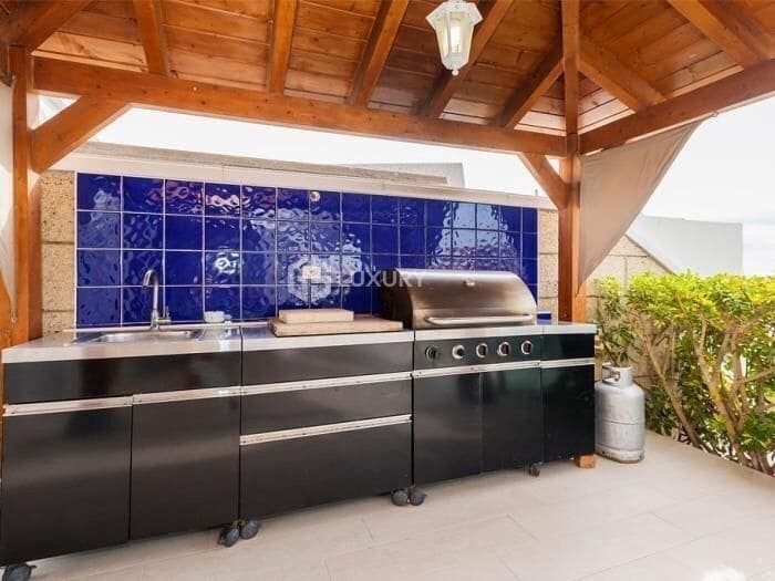 4 chambre Villa/Maison à vendre à Costa Adeje avec piscine garage - 2 150 000 € (Ref: 9193982)