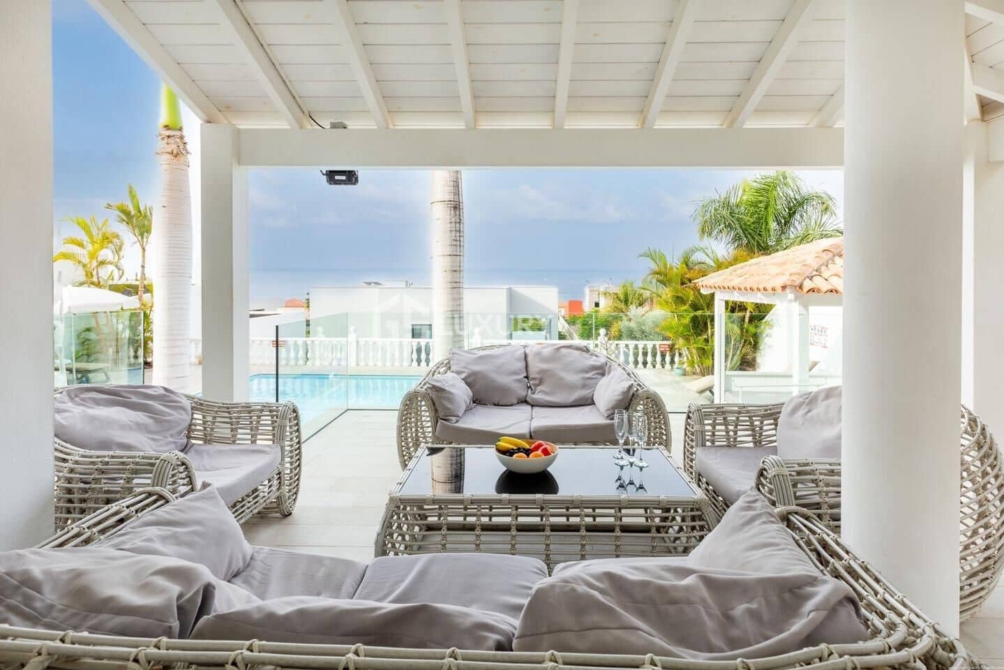 4 chambre Villa/Maison à vendre à Costa Adeje avec piscine garage - 2 150 000 € (Ref: 9193982)