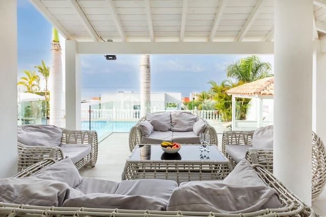 4 soveværelse Villa til salg i Costa Adeje, Adeje med swimmingpool garage - € 2.150.000 (Ref: 9193982)