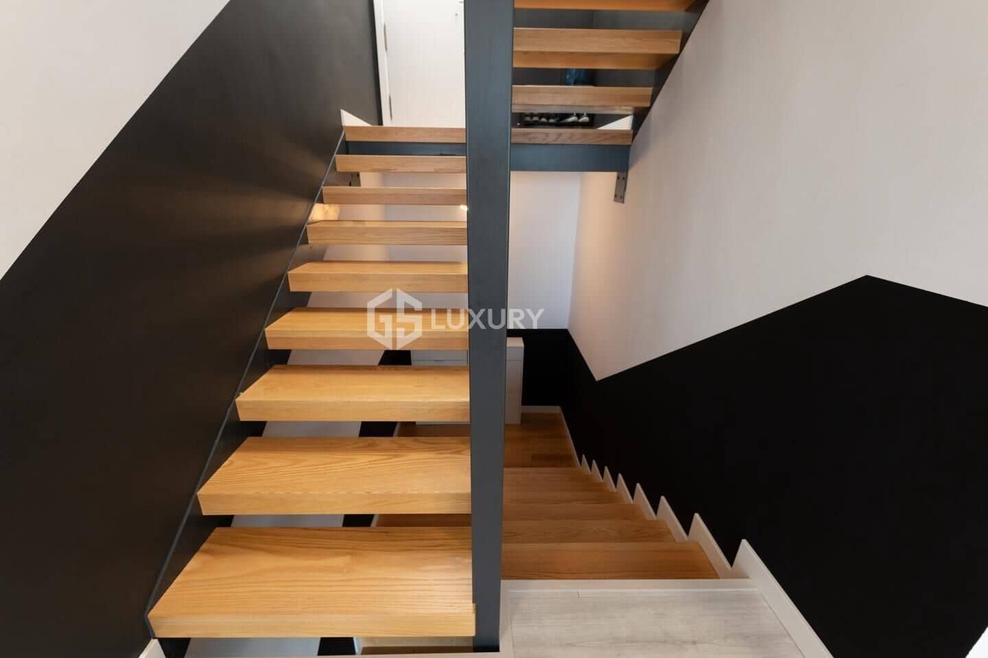 5 quarto Moradia para venda em Costa Adeje com piscina garagem - 1 299 000 € (Ref: 9193984)