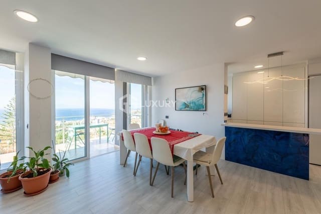 5 slaapkamer Villa te koop in San Eugenio Alto, Adeje met zwembad garage - € 1.299.000 (Ref: 9193984)