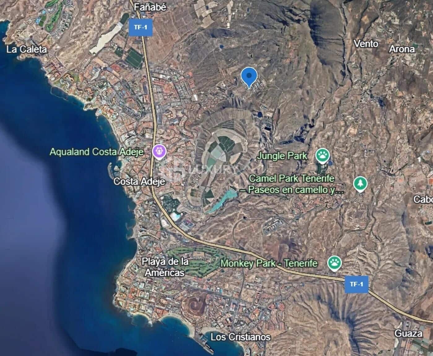 4 sypialnia Willa na sprzedaż w Costa Adeje z basenem garażem - 2 100 000 € (Ref: 9199400)