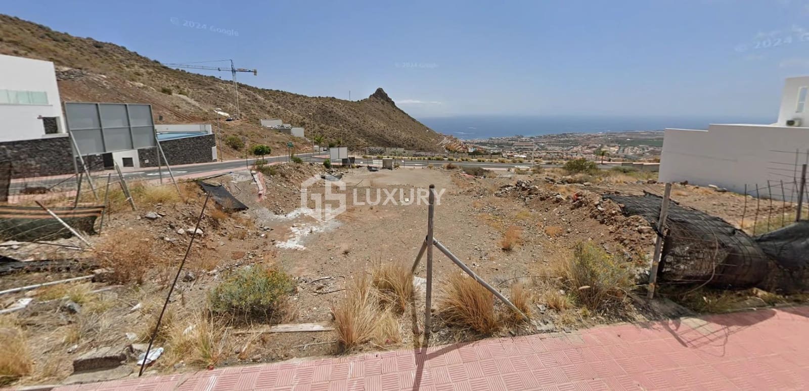 4 sypialnia Willa na sprzedaż w Costa Adeje z basenem garażem - 2 100 000 € (Ref: 9199400)