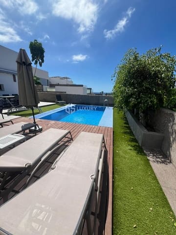 5 chambre Villa/Maison à vendre à Playa del Duque, Adeje avec piscine garage - 2 930 000 € (Ref: 9199401)