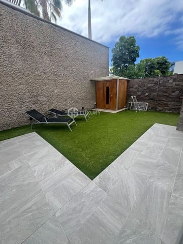 5 chambre Villa/Maison à vendre à Playa del Duque, Adeje avec piscine garage - 2 930 000 € (Ref: 9199401)