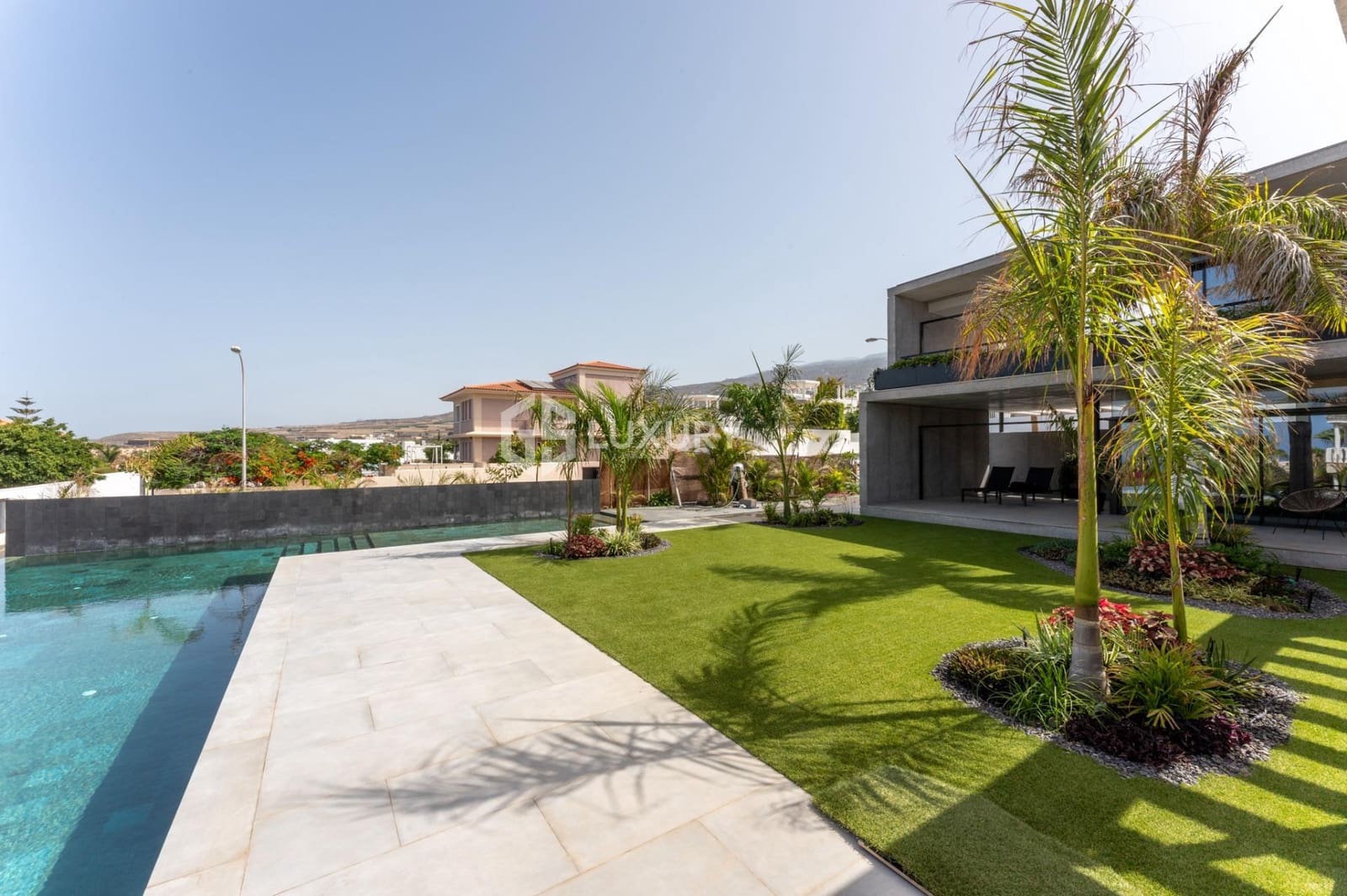 4 soveværelse Villa til salg i Playa Paraiso med swimmingpool garage - € 5.500.000 (Ref: 9204786)