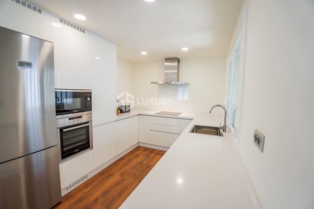 3 soveværelse Villa til salg i Casco Urbano, Adeje med garage - € 845.000 (Ref: 9204787)