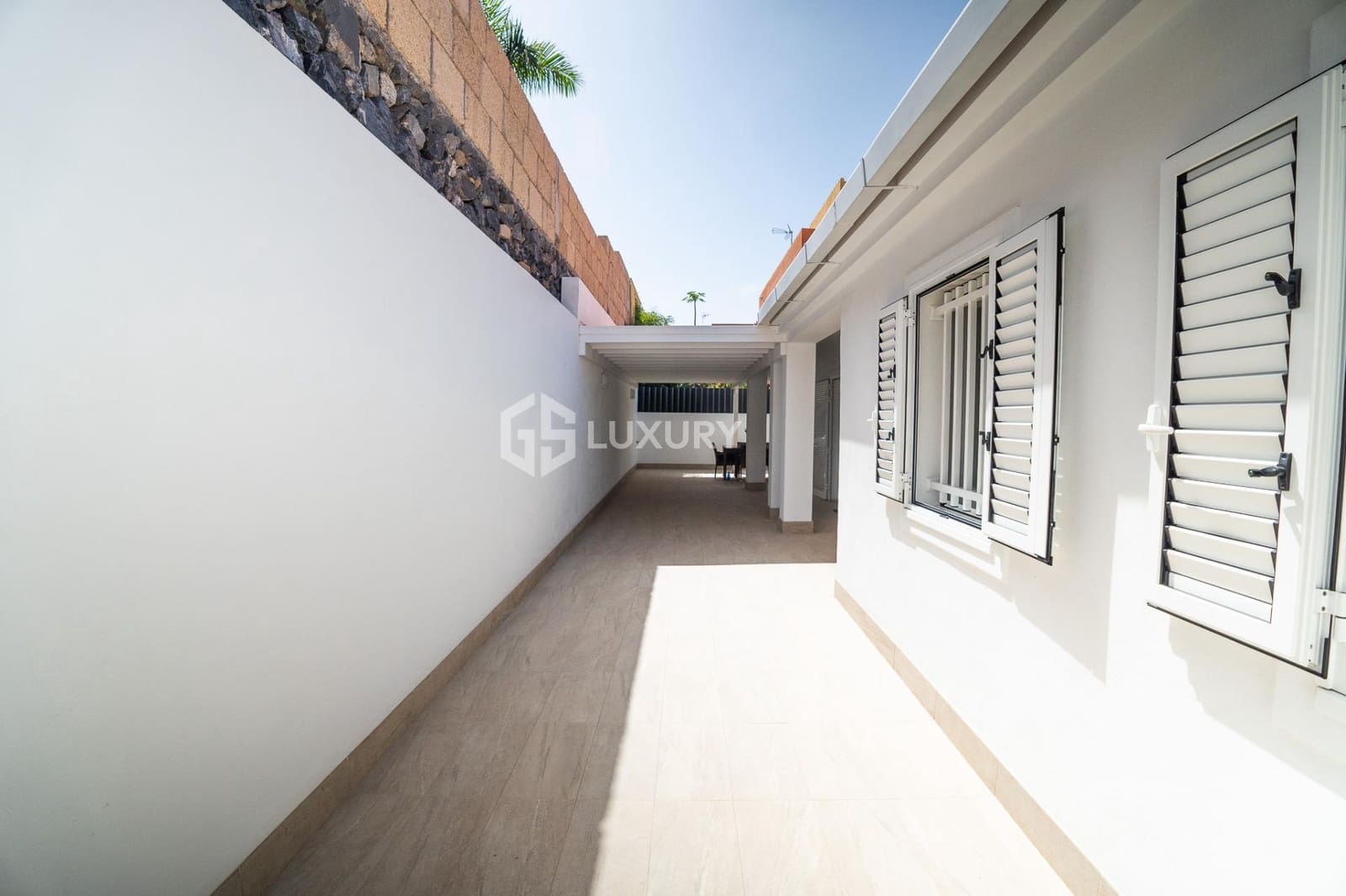 3 quarto Moradia para venda em Adeje com garagem - 845 000 € (Ref: 9204787)