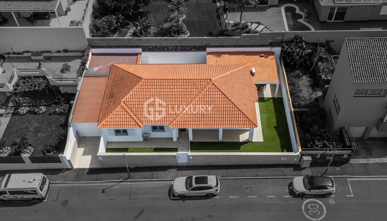 3 quarto Moradia para venda em Adeje com garagem - 845 000 € (Ref: 9204787)