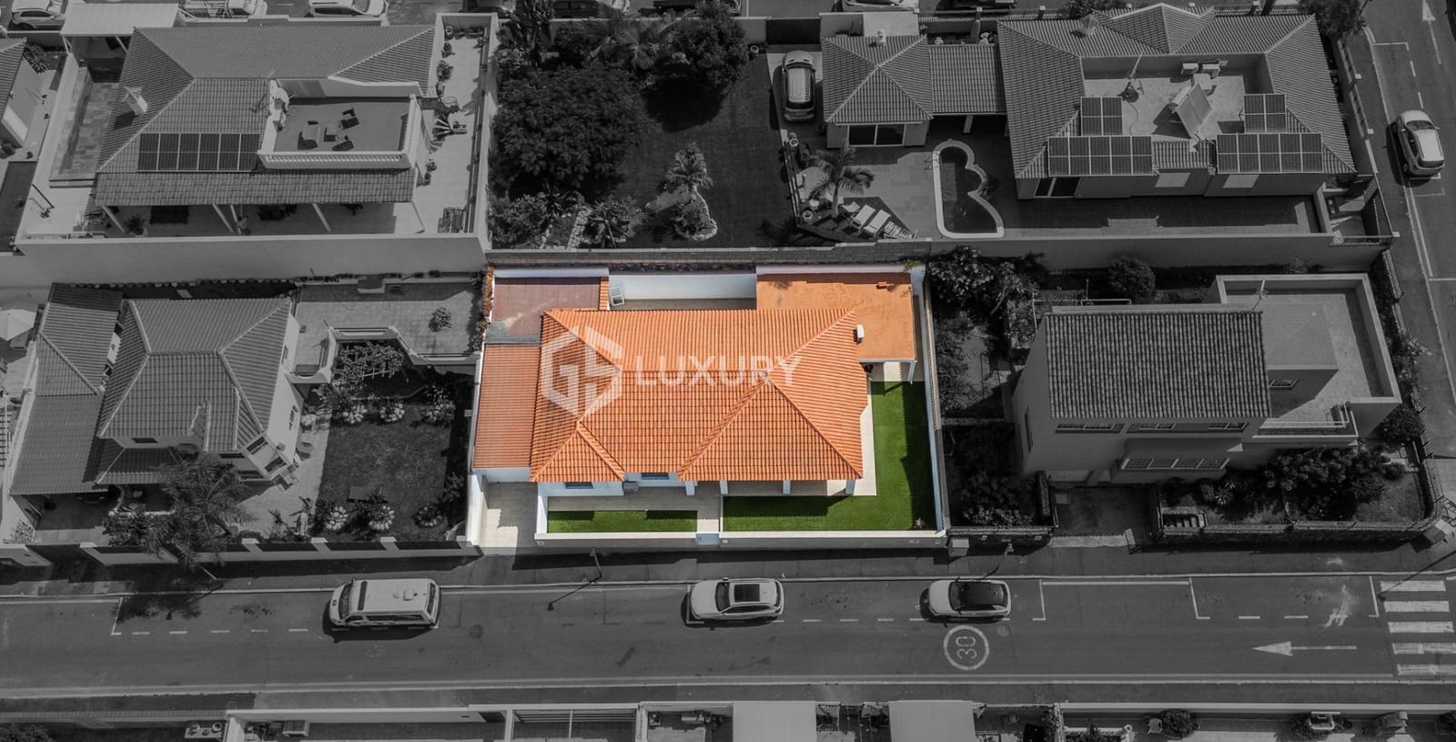 3 quarto Moradia para venda em Adeje com garagem - 845 000 € (Ref: 9204787)