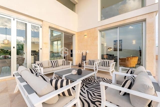 4 soveværelse Villa til salg i Playa Paraiso, Adeje med swimmingpool garage - € 2.490.000 (Ref: 9204791)