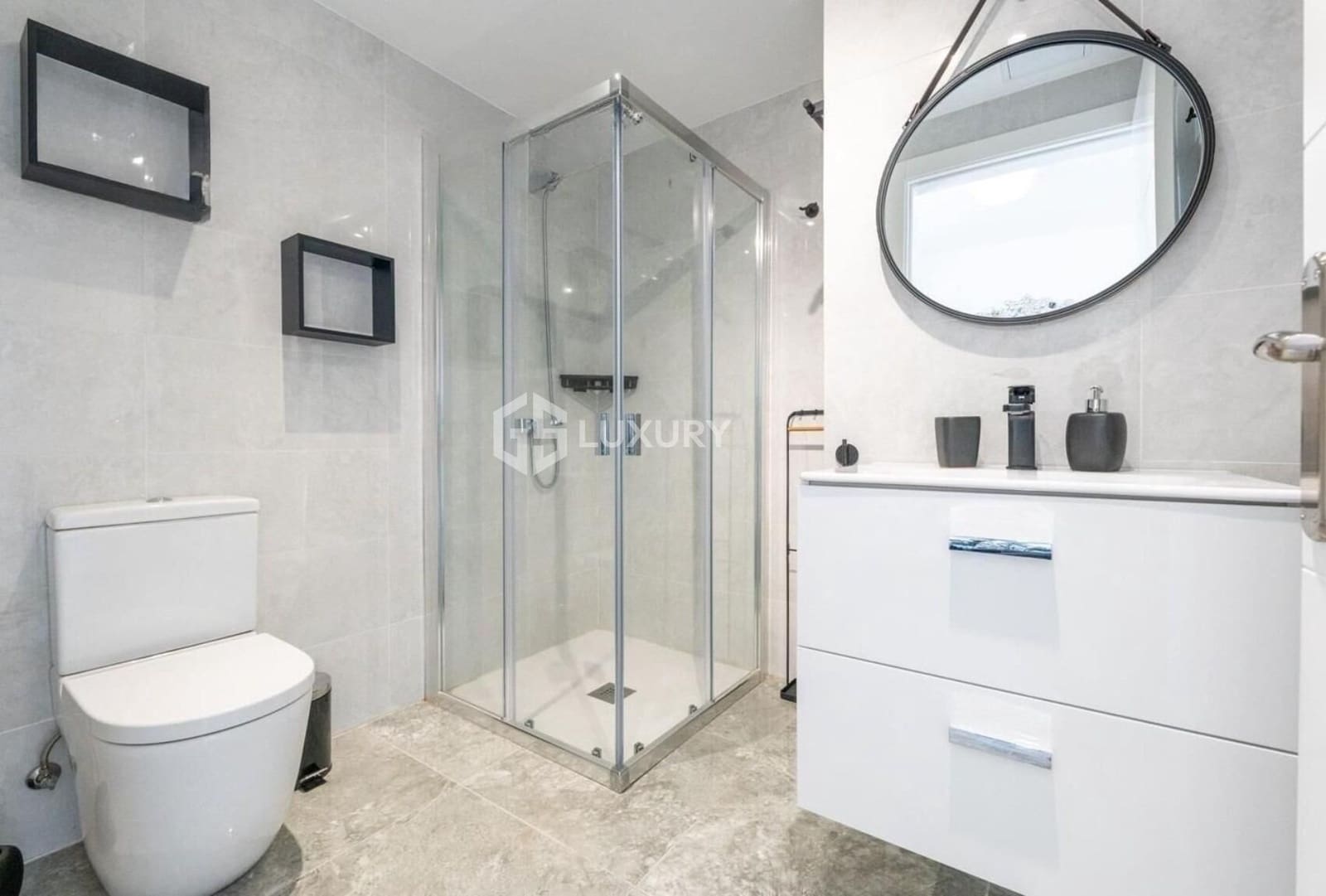 4 soveværelse Villa til salg i Playa Paraiso med swimmingpool garage - € 2.490.000 (Ref: 9204791)