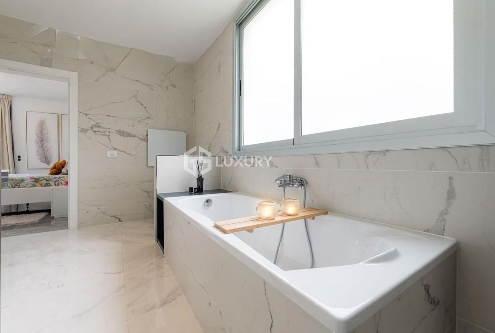 4 soveværelse Villa til salg i Playa Paraiso med swimmingpool garage - € 2.490.000 (Ref: 9204791)