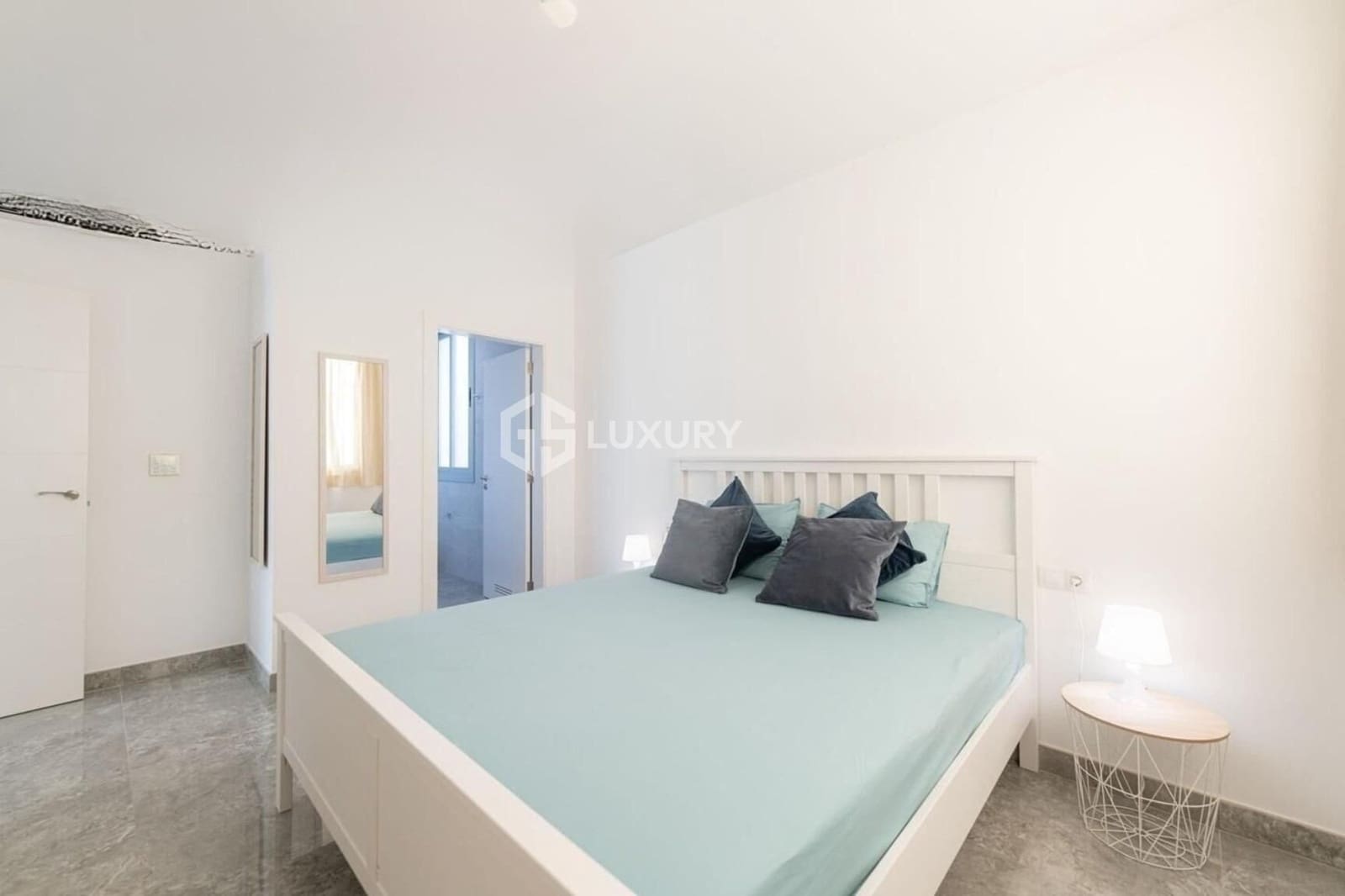 4 soveværelse Villa til salg i Playa Paraiso med swimmingpool garage - € 2.490.000 (Ref: 9204791)