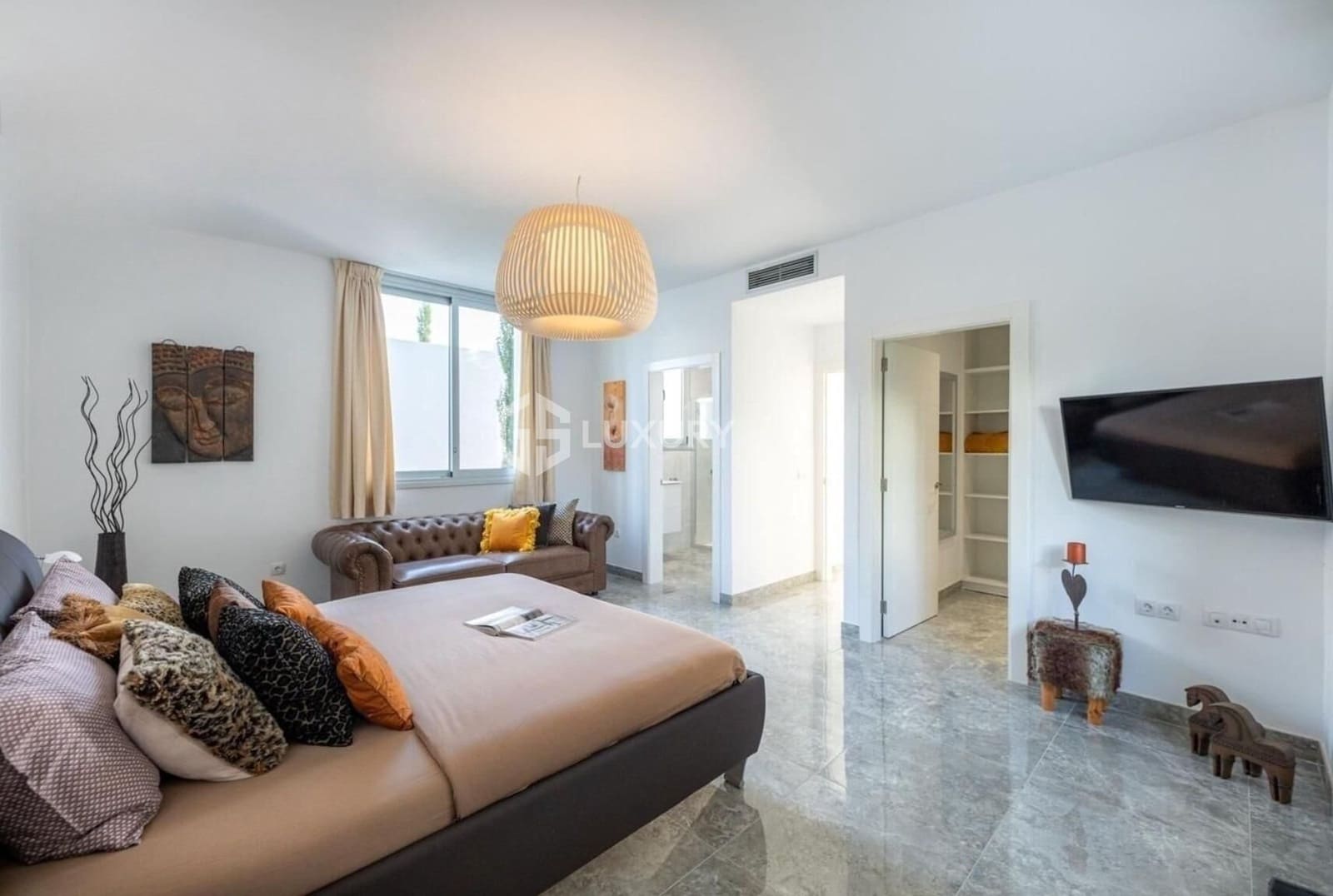 4 soveværelse Villa til salg i Playa Paraiso med swimmingpool garage - € 2.490.000 (Ref: 9204791)